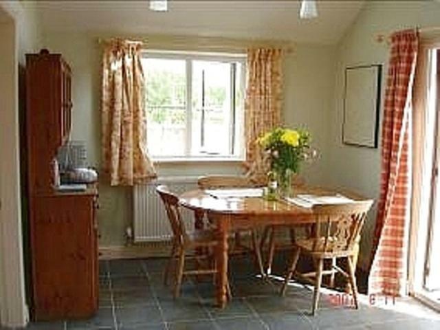 Ty Gylfinir Villa Llandegla Bagian luar foto